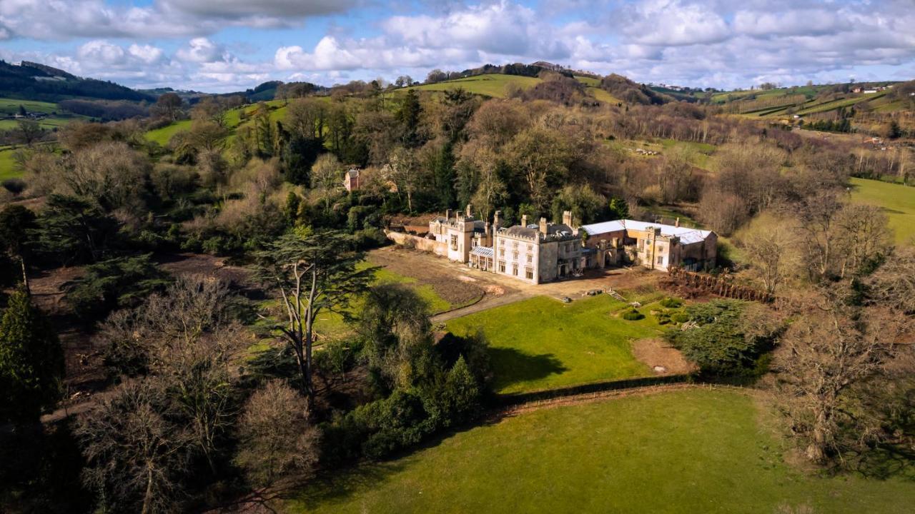 Llanerchydol Hall Suites Welshpool Exterior foto